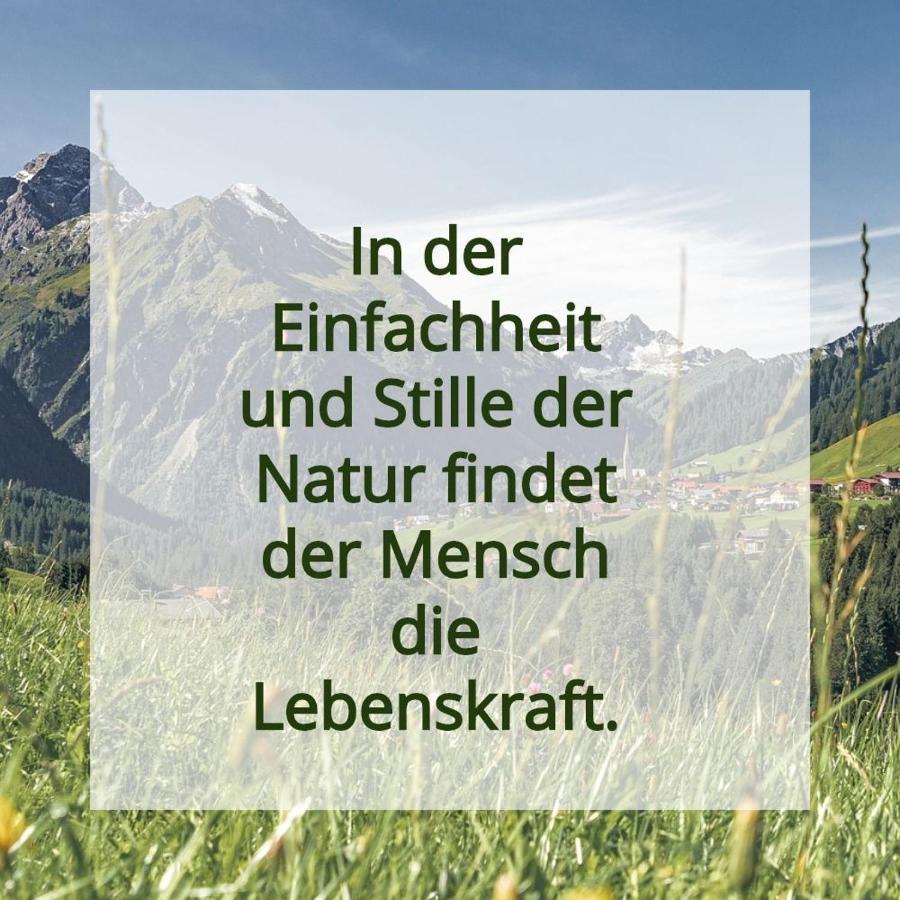 Diese Einfache Unterkunft- Bergheimat Ist Nur Fuer Backpacker- Rucksacktouristen Und Radfahrer - Huettenfeeling Im Backpackerhoues- Ganz Einfach - Ganz Unkompliziert - Ganz Relaxd Villa Linthal Exterior foto