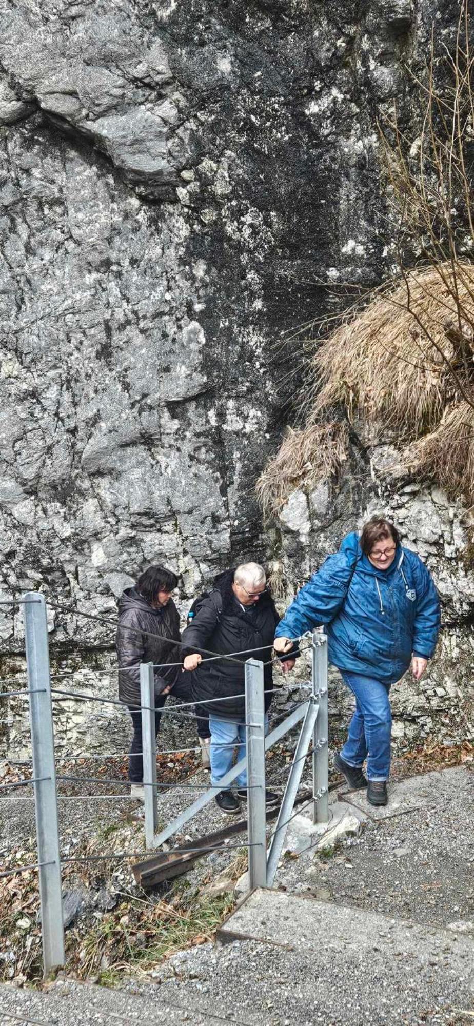 Diese Einfache Unterkunft- Bergheimat Ist Nur Fuer Backpacker- Rucksacktouristen Und Radfahrer - Huettenfeeling Im Backpackerhoues- Ganz Einfach - Ganz Unkompliziert - Ganz Relaxd Villa Linthal Exterior foto
